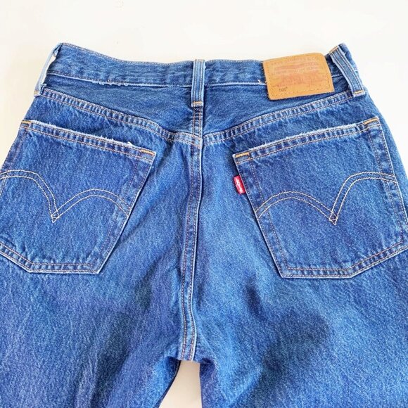 Levi's Premium 501 Distressed Crop High Waisted Button Fly Jeans Women’s Size 26 - Picture 9 of 10